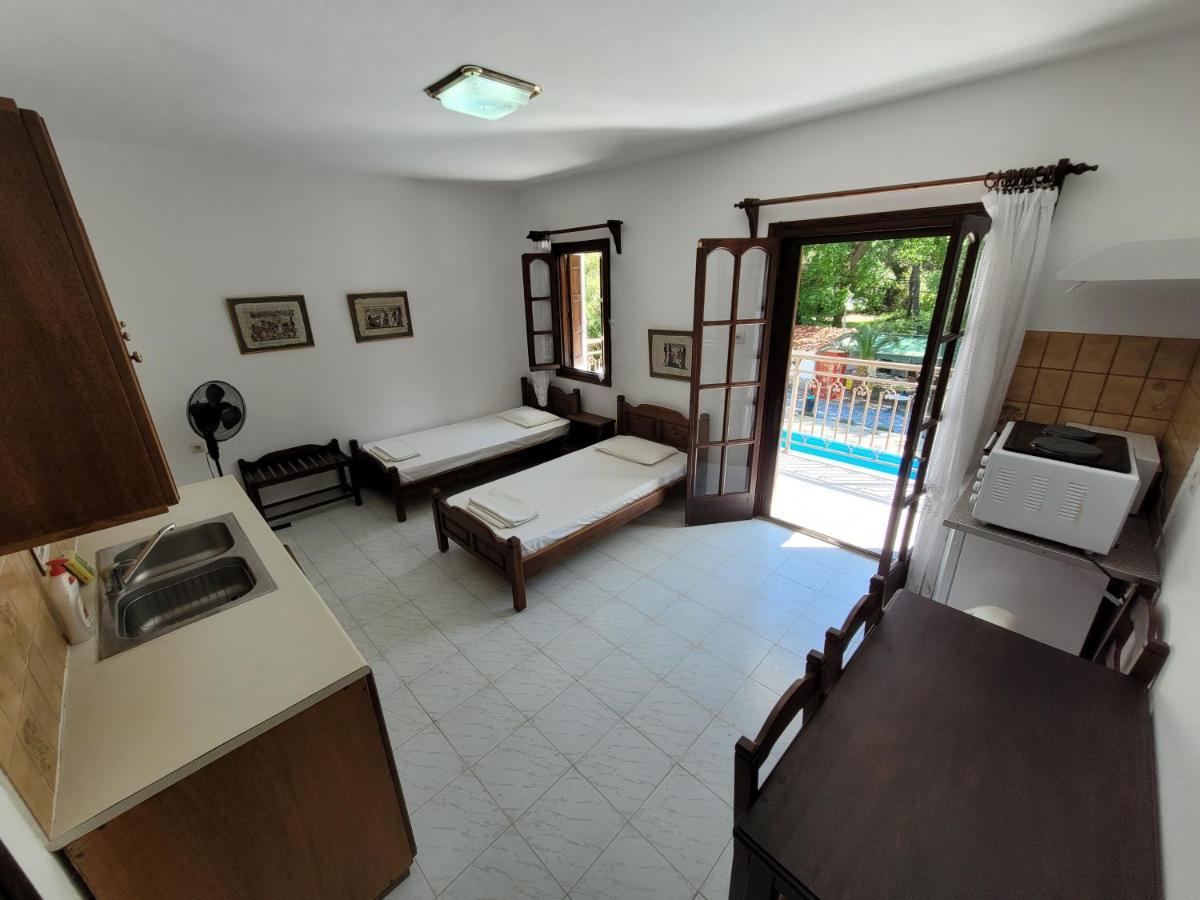 كوكونارييس Amalia Apartments المظهر الخارجي الصورة