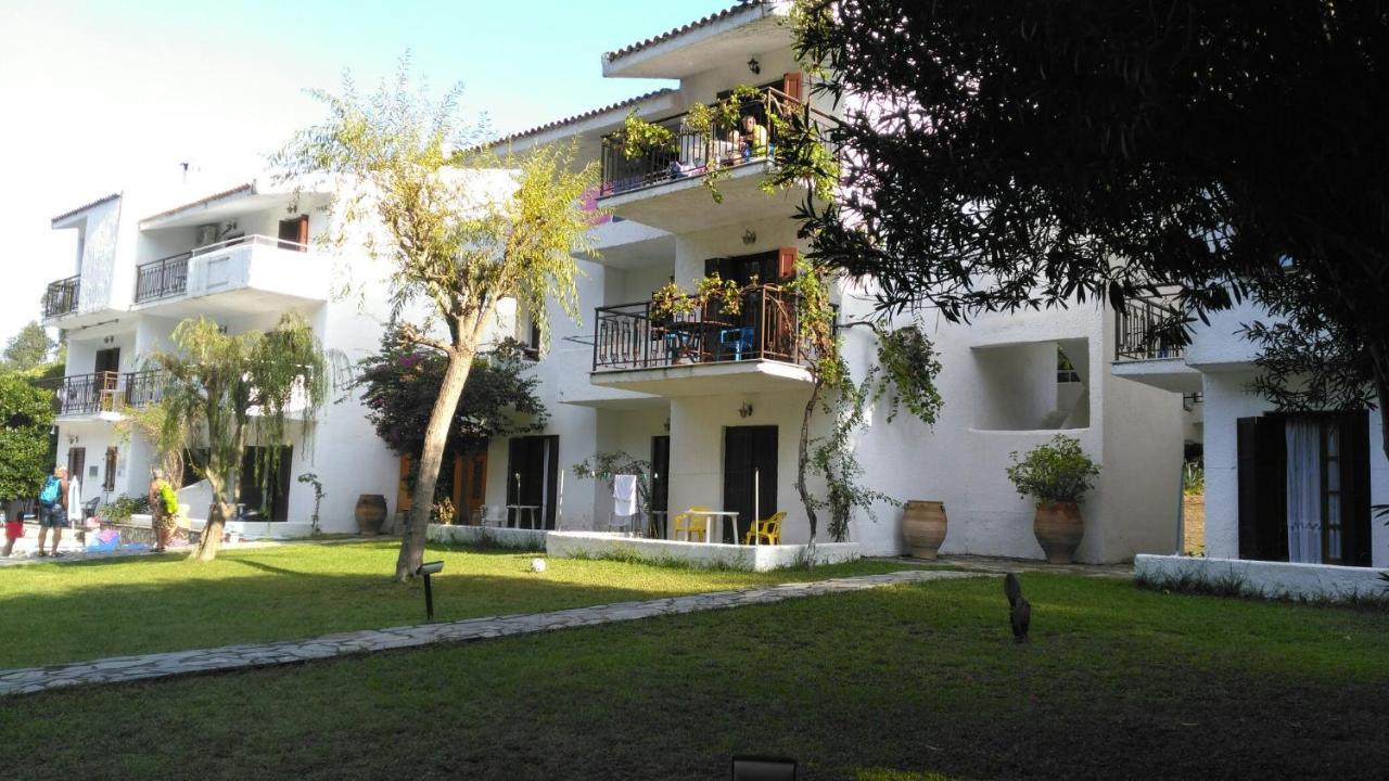 كوكونارييس Amalia Apartments المظهر الخارجي الصورة